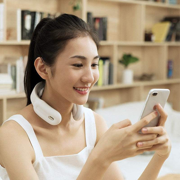 Deep-Tissue Neck and Shoulder Massager